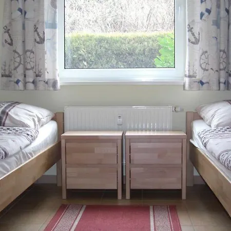 4-sterne-terrassenwohnung-suedwestlage דירה *